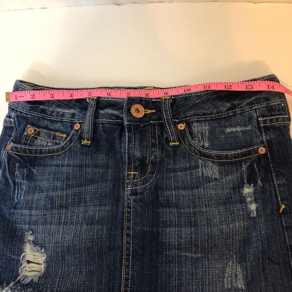 Refuge Y2K Micro mini-Jean distressed Skirt Blue Denim size 3 - Picture 6 of 13